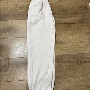 Worn once Brandy Melville White Sweats